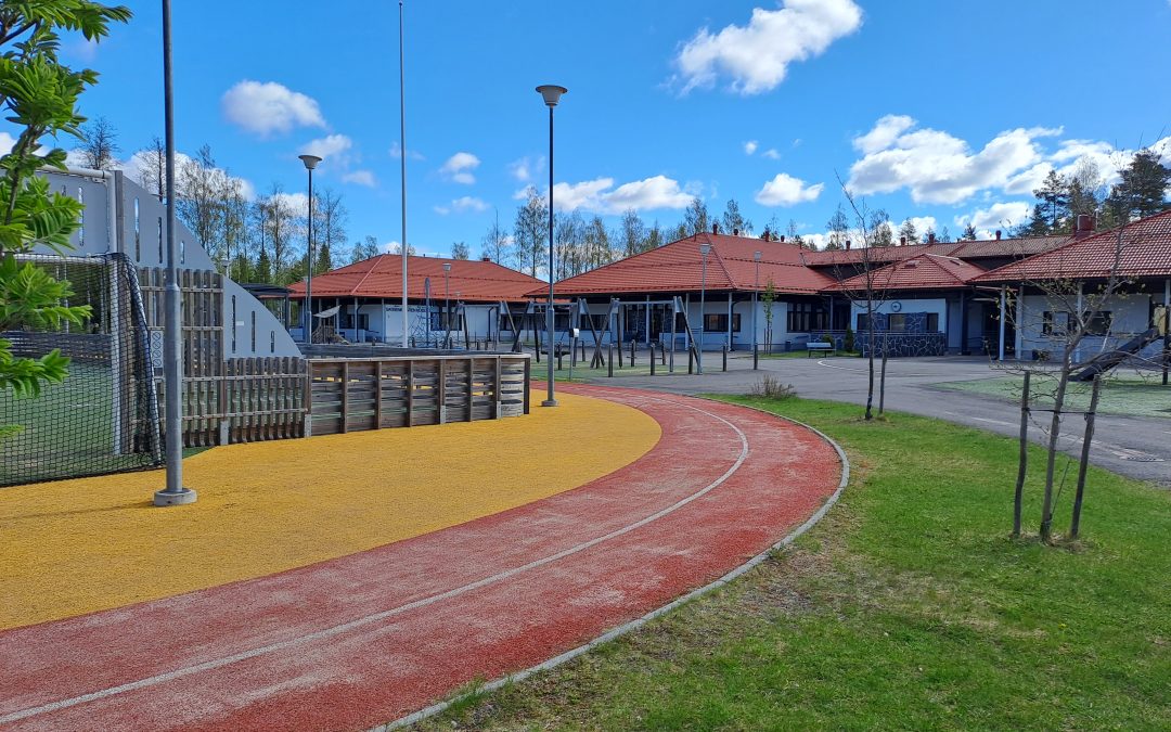 Sateenkaaren koulun monipuoliset ja muunneltavat tilat vastaavat oppilaiden tarpeita